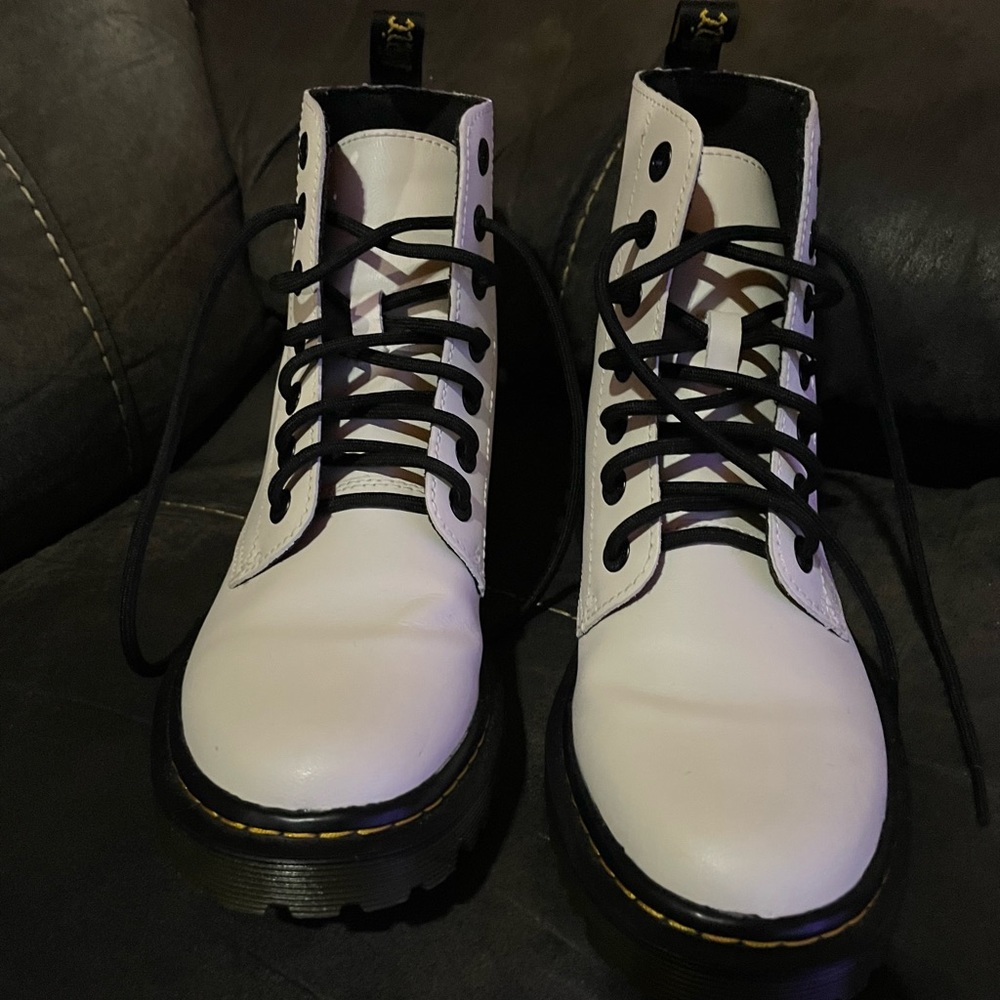 Dr. Martens White Size 8